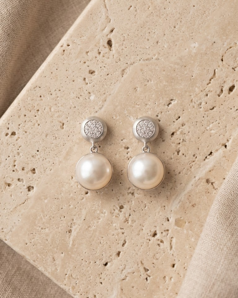 Pearl Lumière Drops — view 1