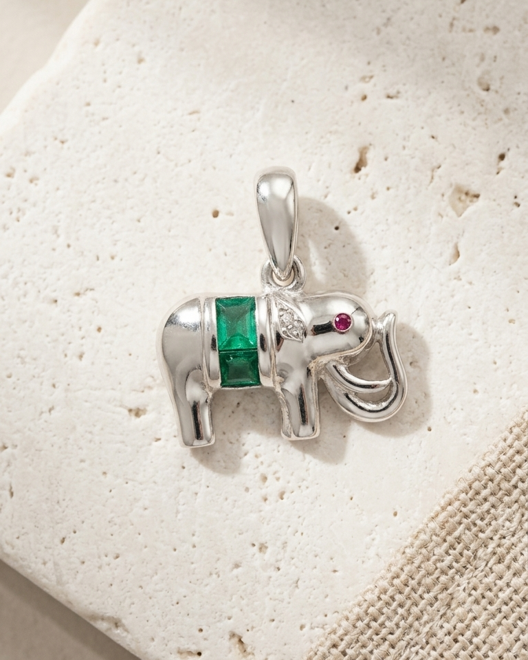 Emerald Safari Charm (Large) — view 1