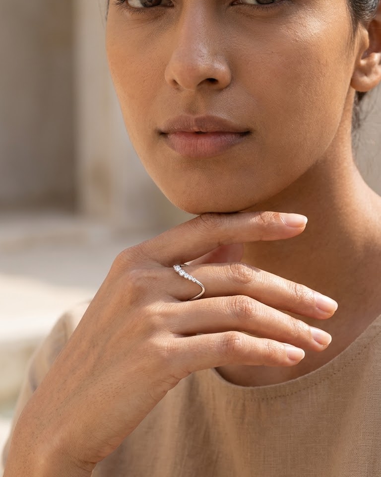 Dainty Drift Ring